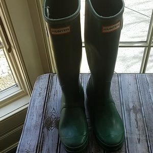 Matte hunter green tall hunter boots